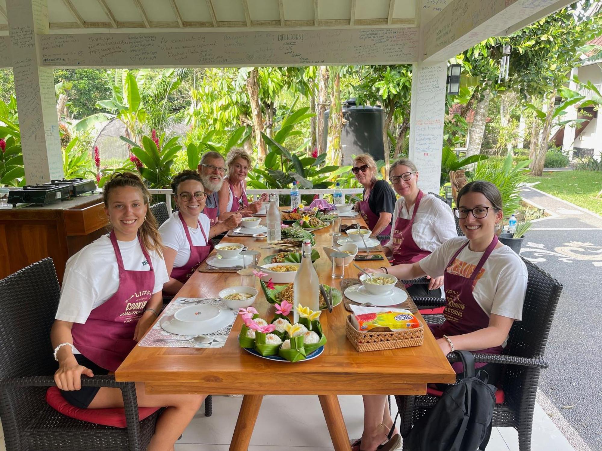 Anggrek Putih Lombok Cooking Class And Homestay Senggigi Exterior photo